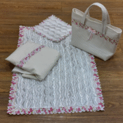 کیف جشن عبادت شامل جانماز چادر و سجاده طرح پاپیون