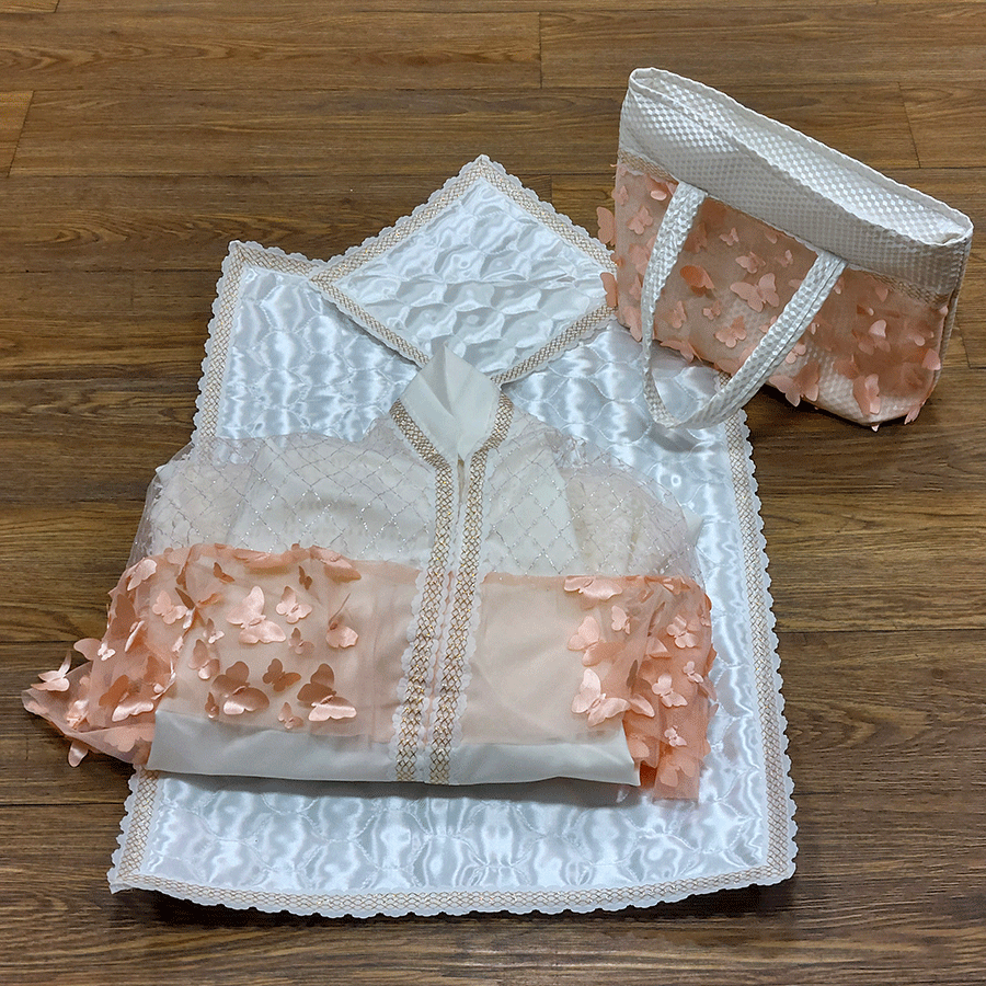 کیف جشن عبادت شامل جانماز چادر و سجاده طرح پروانه