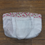 کیف جشن عبادت شامل جانماز چادر و سجاده طرح گل